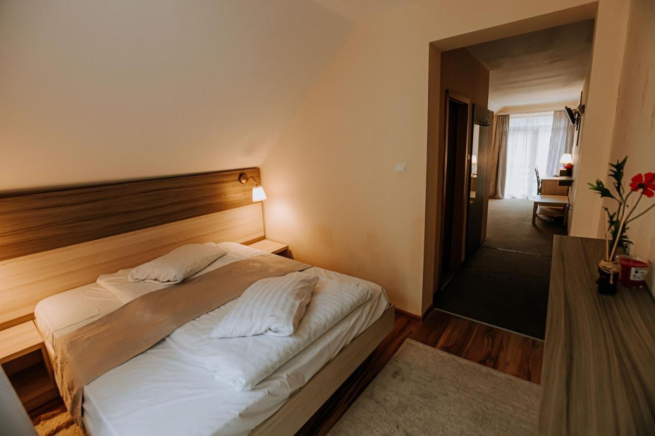 Guest House Lacul Linistit Moneasa Luaran gambar